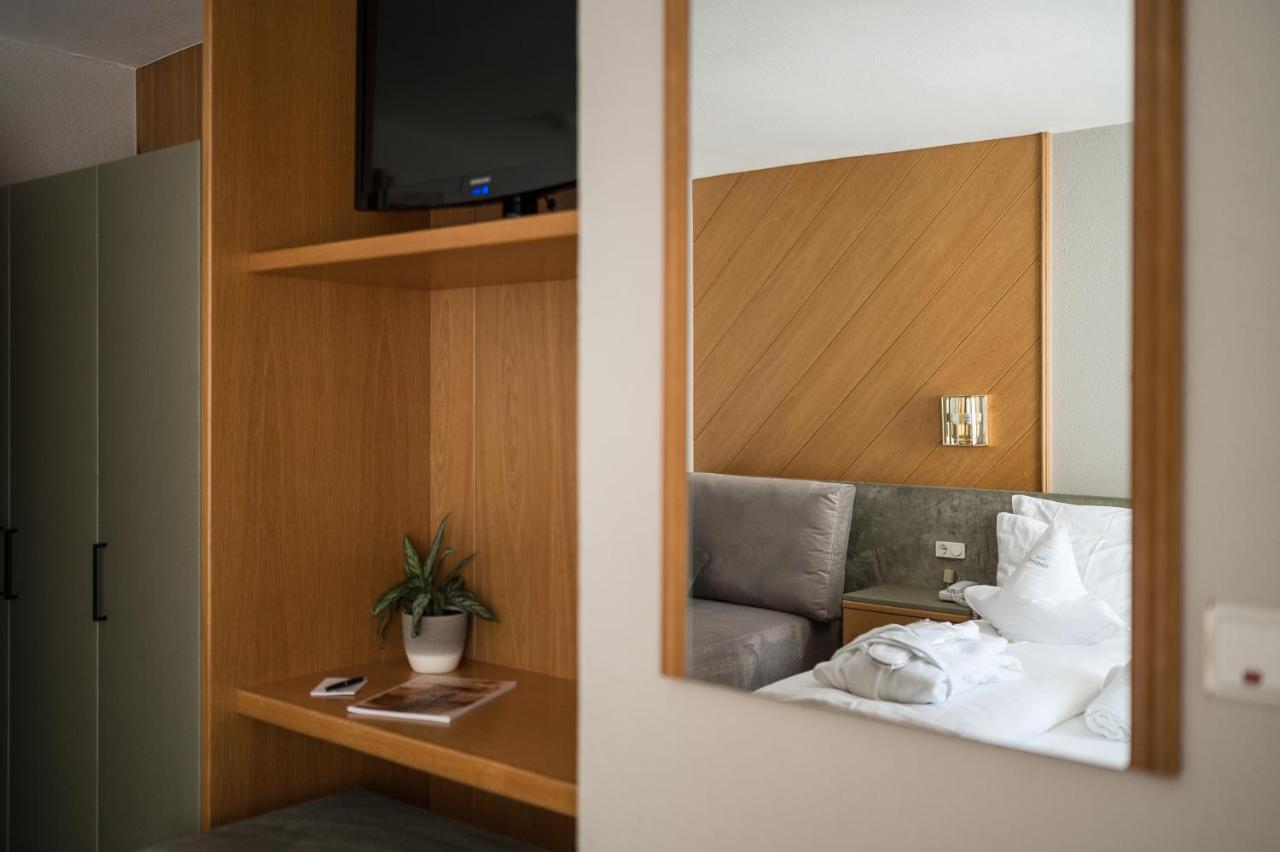 Hotel Alpenjuwel Melago Kültér fotó