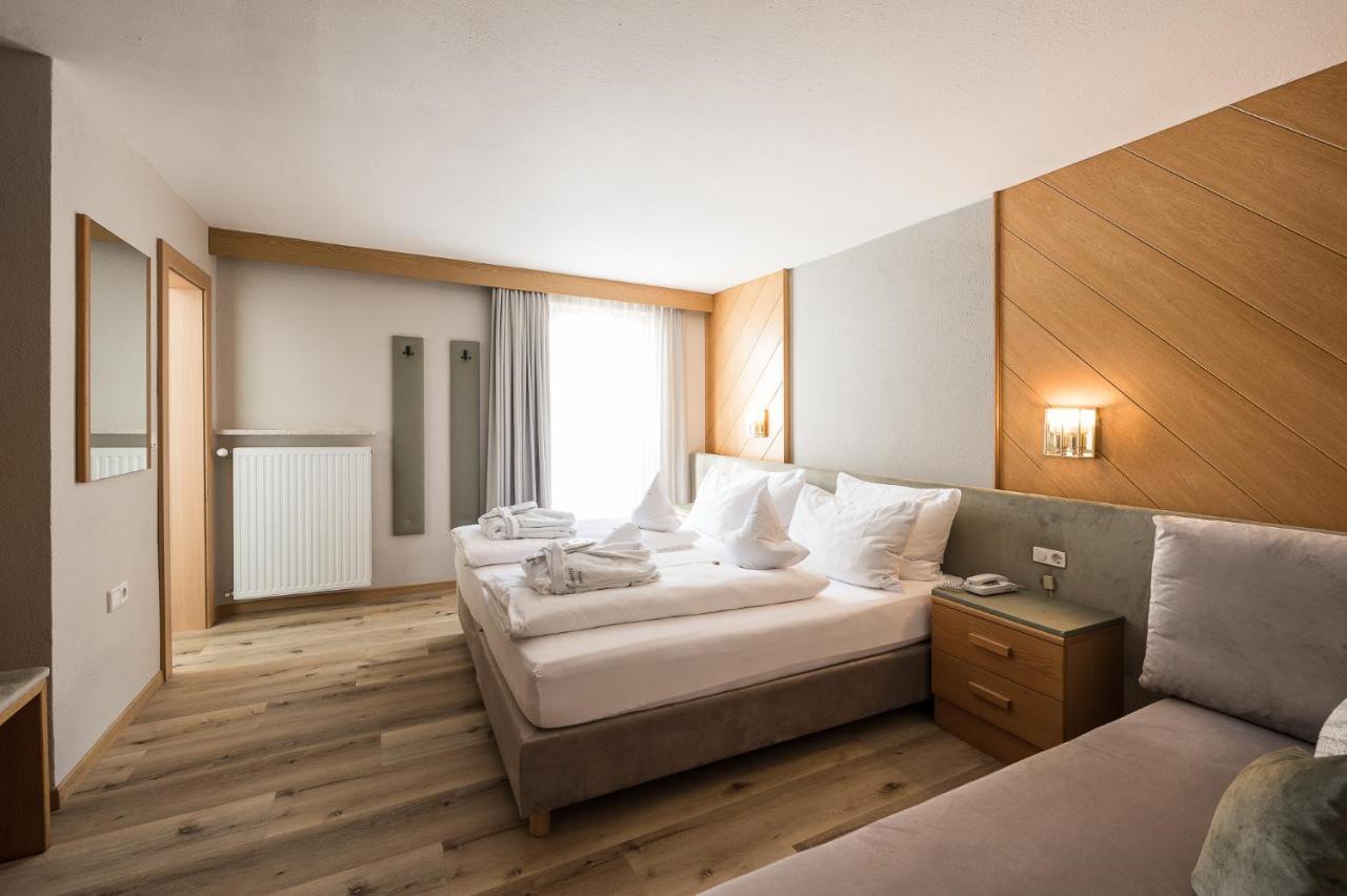 Hotel Alpenjuwel Melago Kültér fotó